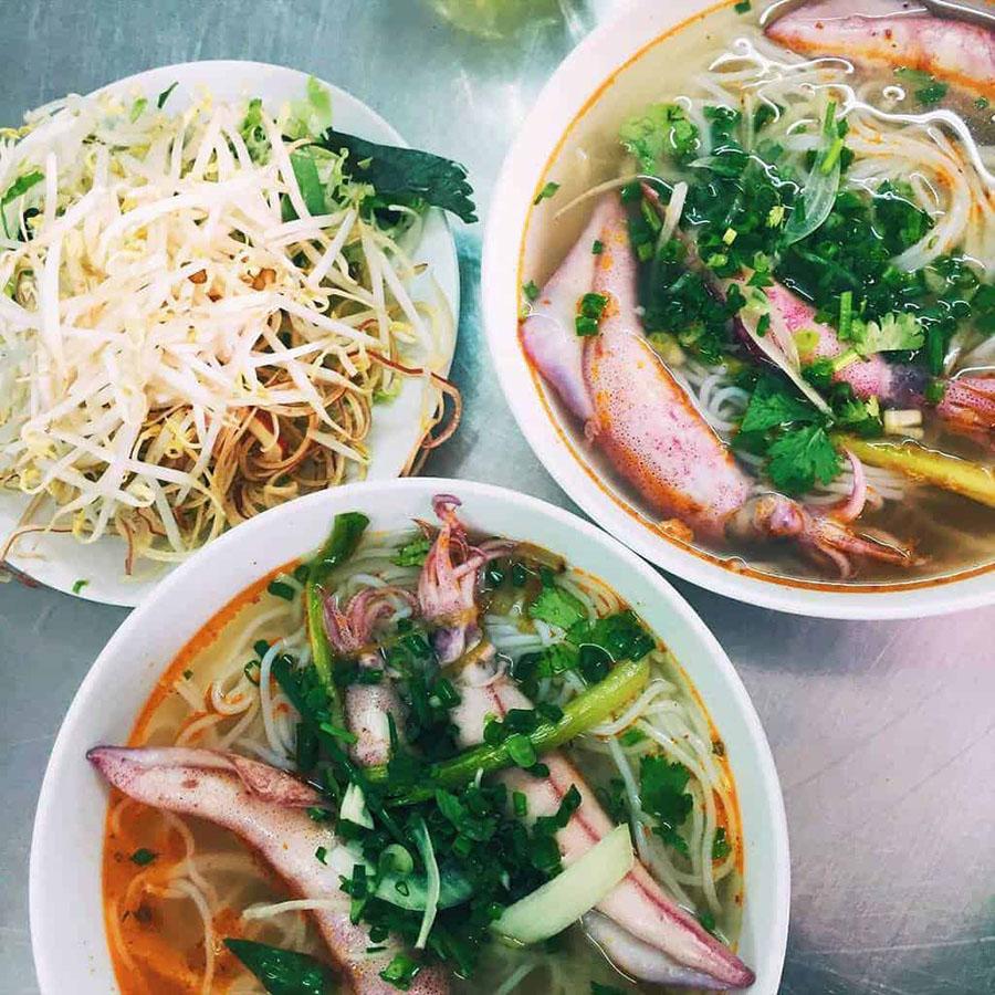 Bún mực Phú Yên